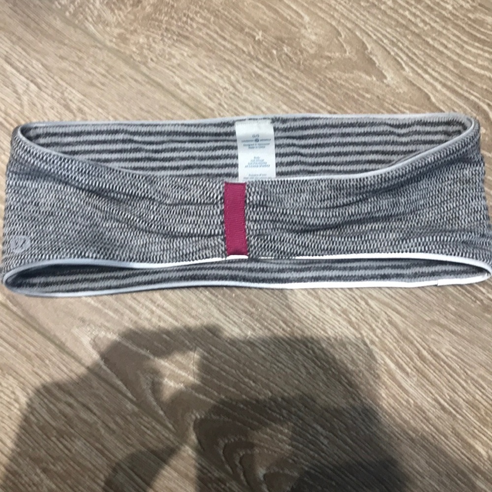 Lululemon run with me ear warmer
